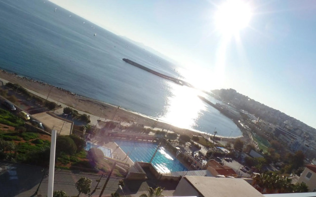 Cavo D'Oro Hotel