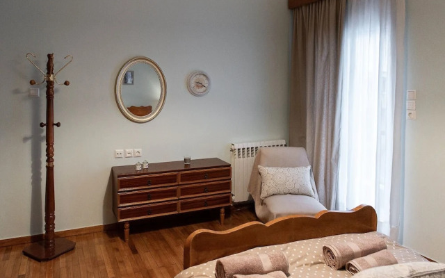 Classy & Spacious Flat near Marina of Patra