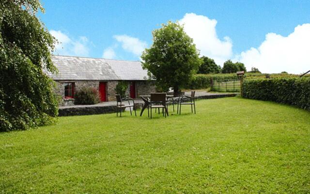 TerryGlass cottage with BBQ