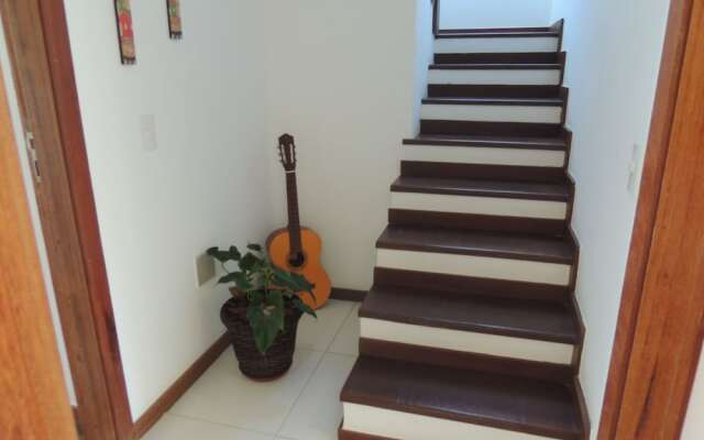 Ótima Casa com Vista para a Praia de Manguinhos