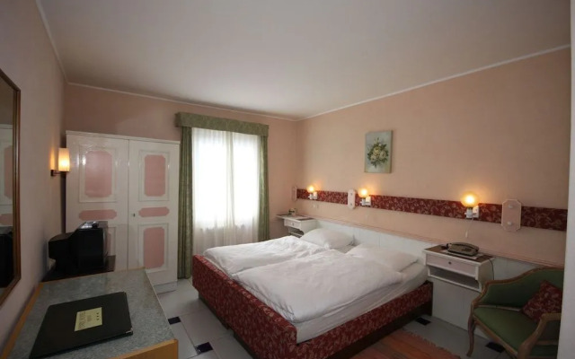 Park Hotel Rovio