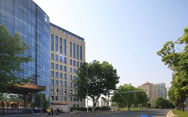 Zhenbao Holiday Hotel (Nanjing Jiangning)