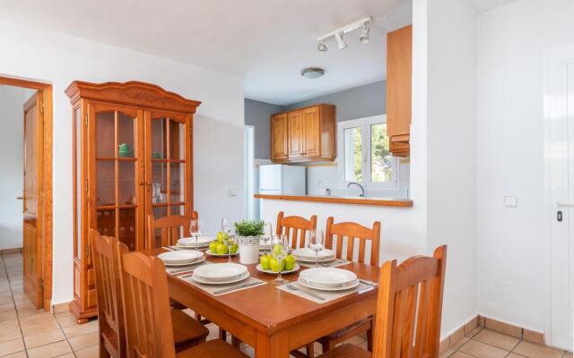 Villa Laura 245