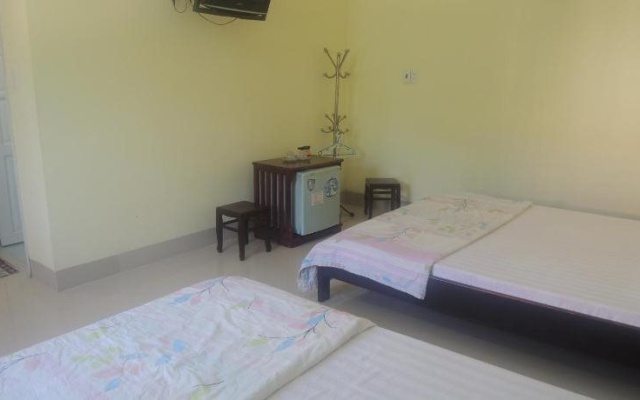 Thuy Lan Hotel – Guest Rooms – Long Hai