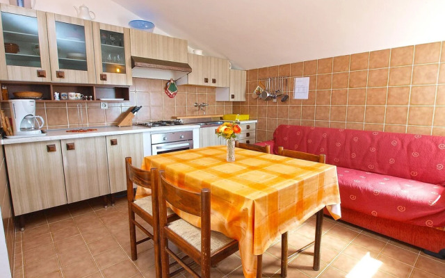 Apartment 761