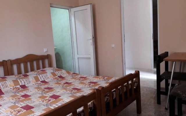 Guest House Aghmashenebeli #788