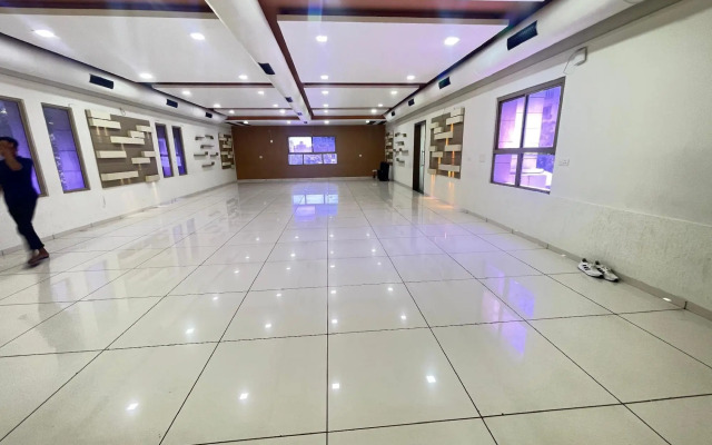 Fabhotel Sun N Step Club