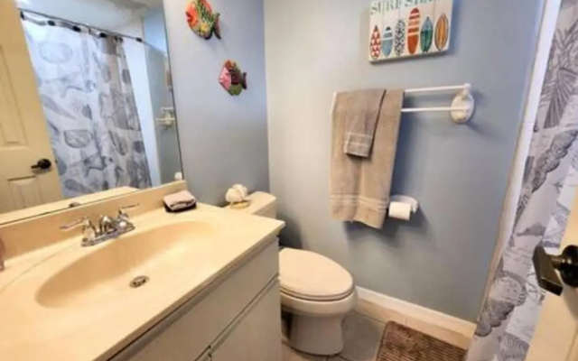 Multi-level Penthouse Deluxe - Sleeps 7 Pe112