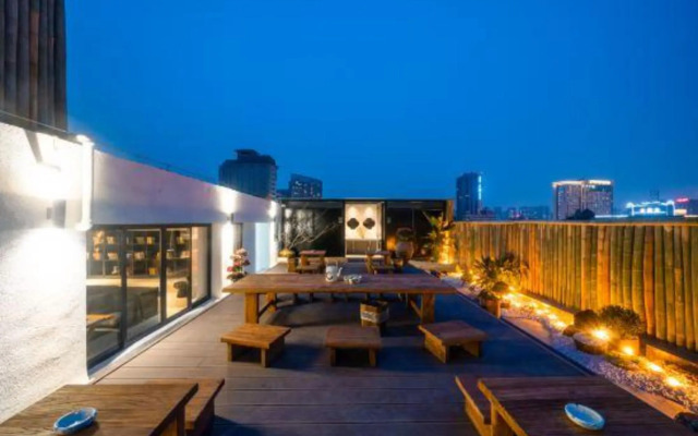 Yunfuli Yinsu Du Fu Thatched Cottage Business and Leisure B&B