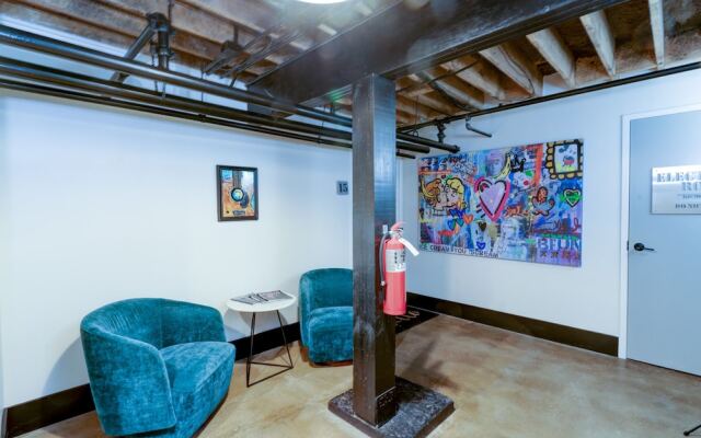 Cosmic Nashville at The 1865