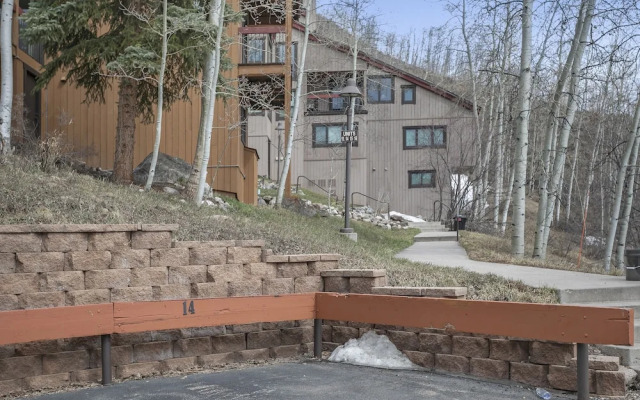 3094 Booth Falls Road 4 Bedroom Condo