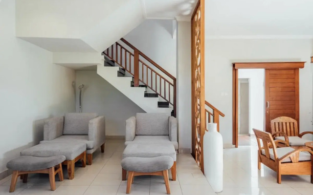 Swan Keramas Bali Villas