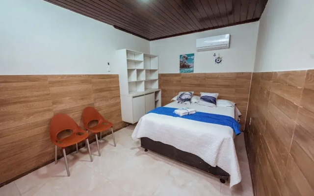 Casa c 4 su tes Piscina Churrasqueira e Garagem