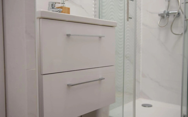 Flexible SelfCheckIns 27 - Bedroom - NEW