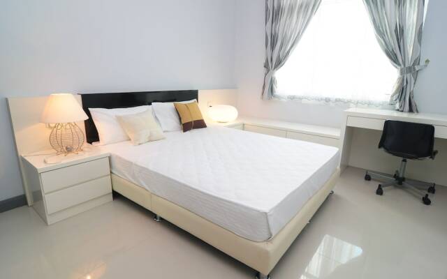 D'Embassy Serviced Residence Suites