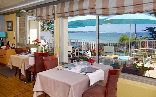 Logis Hotel Belle Vue