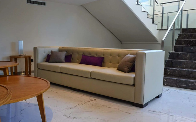 Hotel Oscar Lescano
