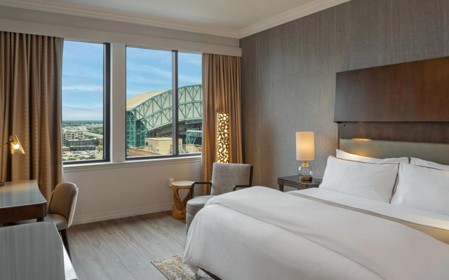 The Westin Houston Downtown