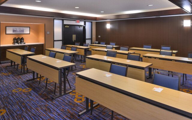 Courtyard Suwanee by Marriott