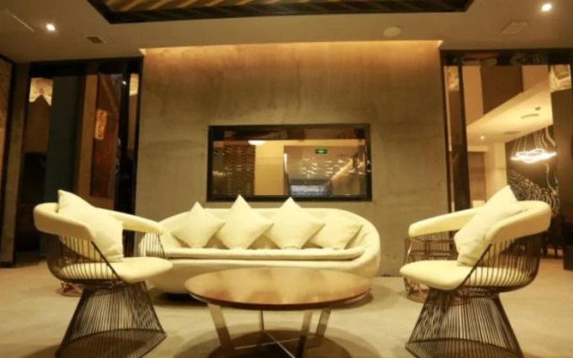 Yangshuo Manjing Travel Photography Hotel (West Street  Branch)