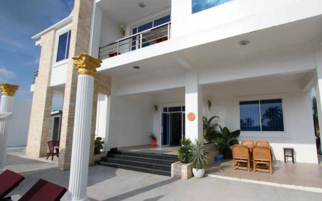 Benny's Boutique Hotel