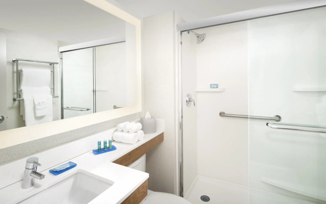 Holiday Inn Express & Suites College Park-University Area by IHG