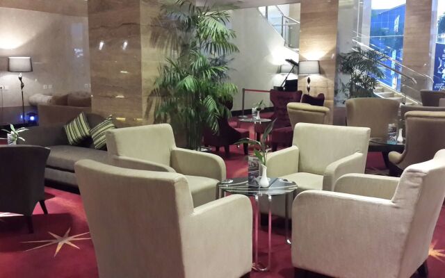 Golden Tulip Galaxy Hotel