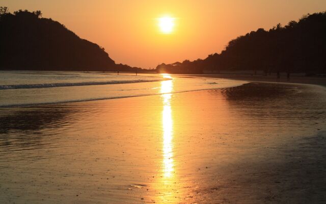 Secret Beach Bungalows