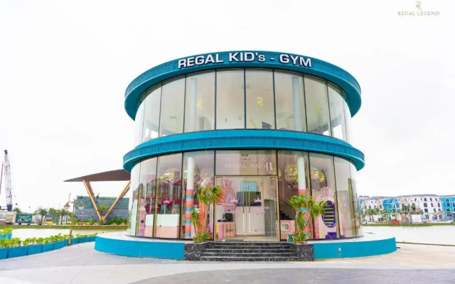 Regal Collection House