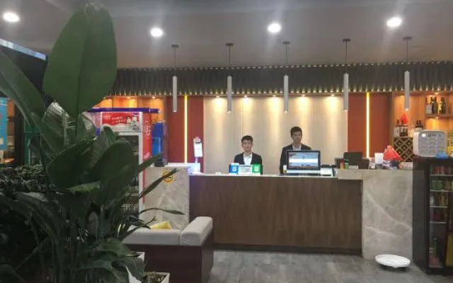 Huimou Jiangbian Courtyard Hotel