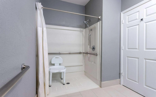 Ramada by Wyndham Sellersburg/Louisville North