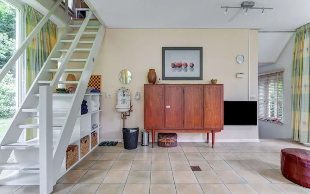 Picturesque Holiday Home in Oldenzaal With Jacuzzi