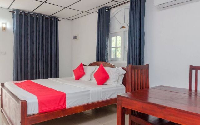 OYO 385 Sanri Villa Negombo