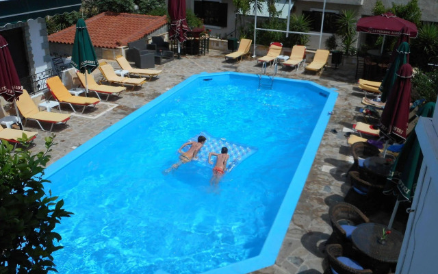 Hotel Yianna