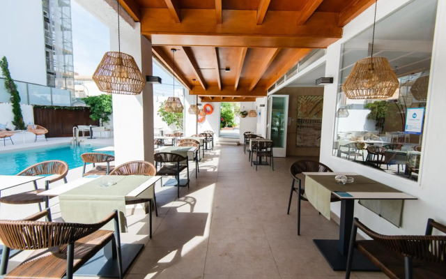 Flacalco Hotel & Apartments