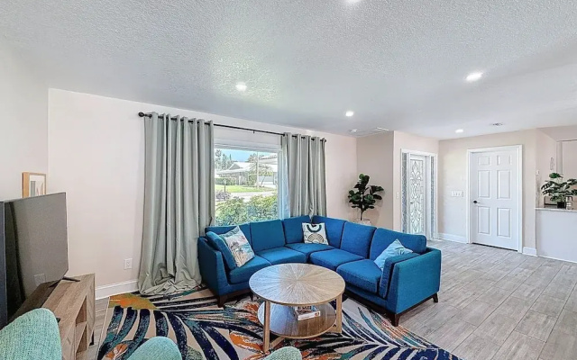 2631 Cedarglen Drive