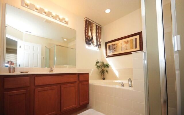 301 Las Fuentes Drive 6 Bedroom Home