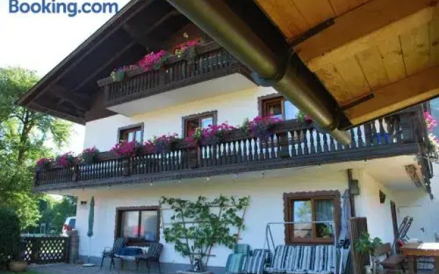 Gästehaus Riki - Fam. Oberschmid
