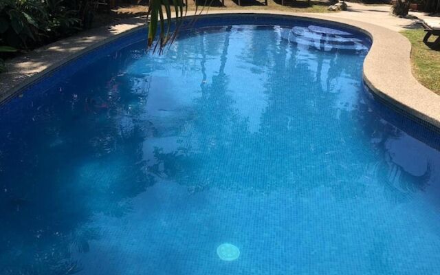 Ola Bonita BeachFront Apart Hotel