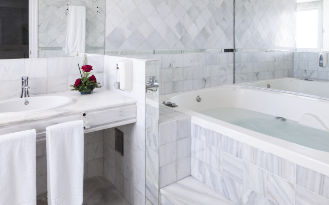 Hotel Suites Albayzin del Mar