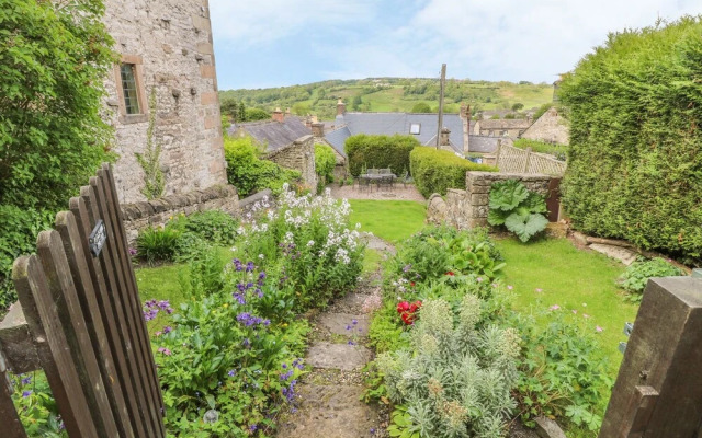 Holly Cottage