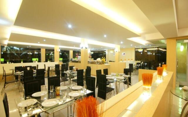 Dragon Beach Resort Jomtien Pattaya