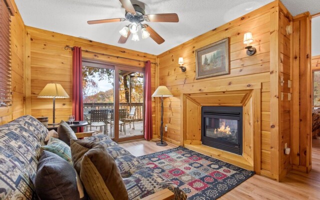 Bear Crossing Cabin by Jackson Mountain Rentals