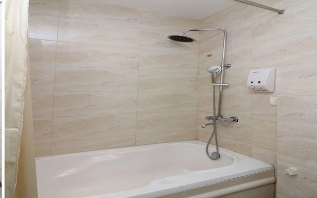 Joy Inn & Suites by OYO Rooms
