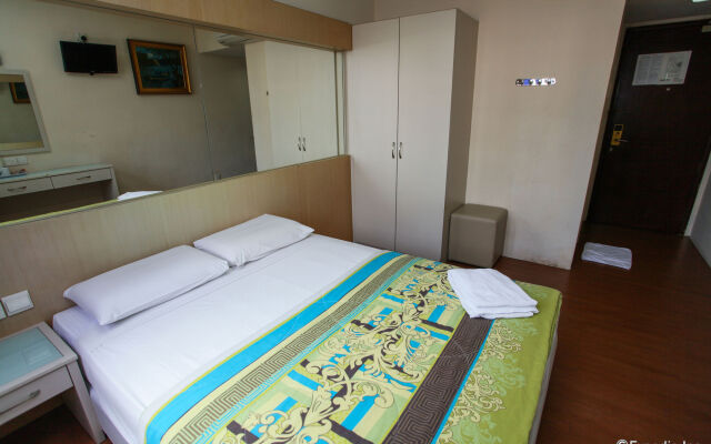 Hi Hotel Dot
