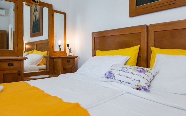 Villa Adriatica - 4 bedroom vacation house