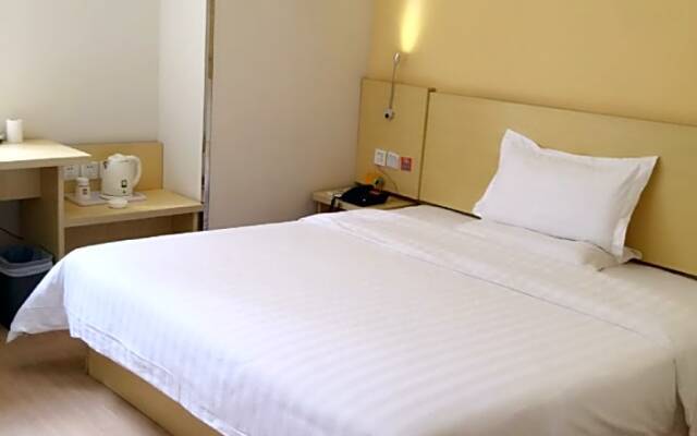 7 Days Inn Huizhou Danshui Municipal Square