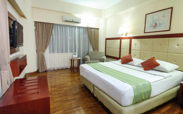 Grand Menteng Hotel