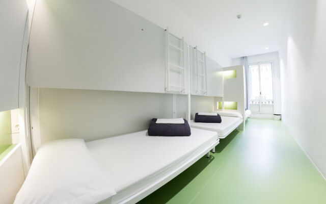 Sant Jordi Hostels Rock Palace