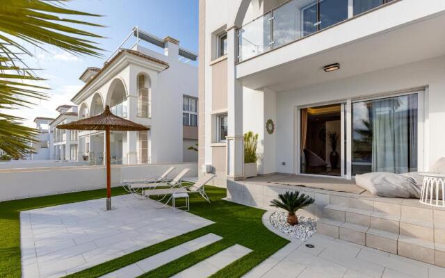 Fortuna 37 - Luxury Apartment with AC and Pool